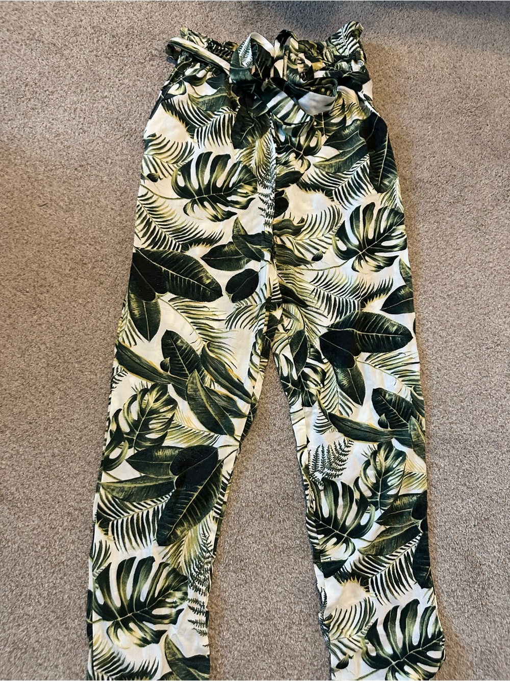 H&M Green & White Tropical Pants Size 4